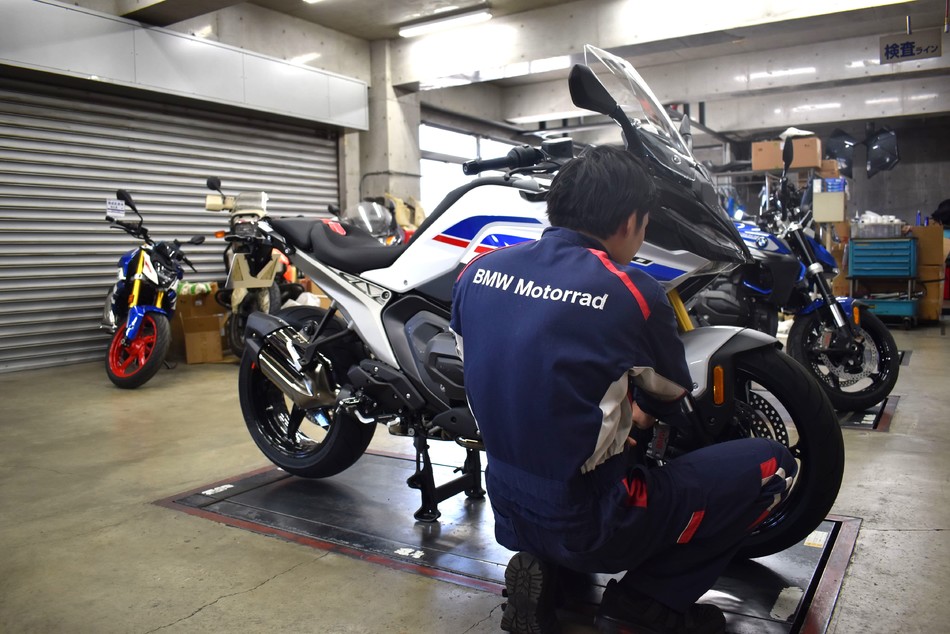 年休127日/完全週休2日/BMW正規ディーラー【川越市】　BMWバイクの整備士・メカニック　経験者・有資格者優遇