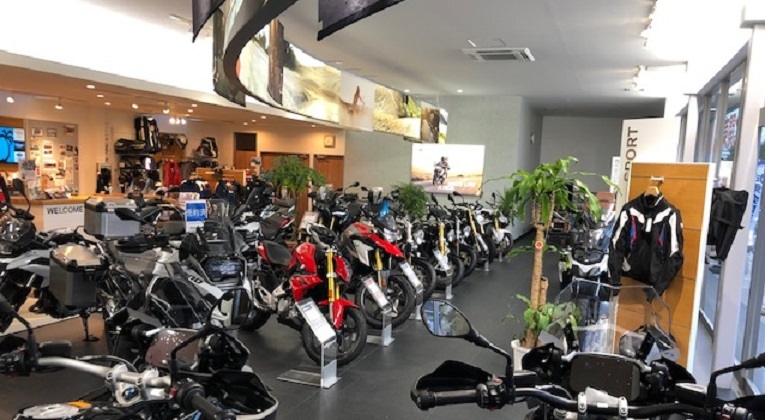 BMW Motorrad正規ディーラー/販売・営業/セールス職/未経験歓迎