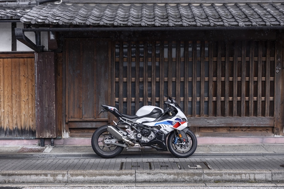 BMWモトラッドバイク整備士募集、オートバイが好きな方大歓迎!【京都市】